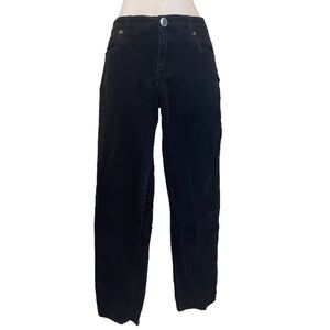 Kut from the Kloth - classic black corduroy straight leg crop pants - women’s 12